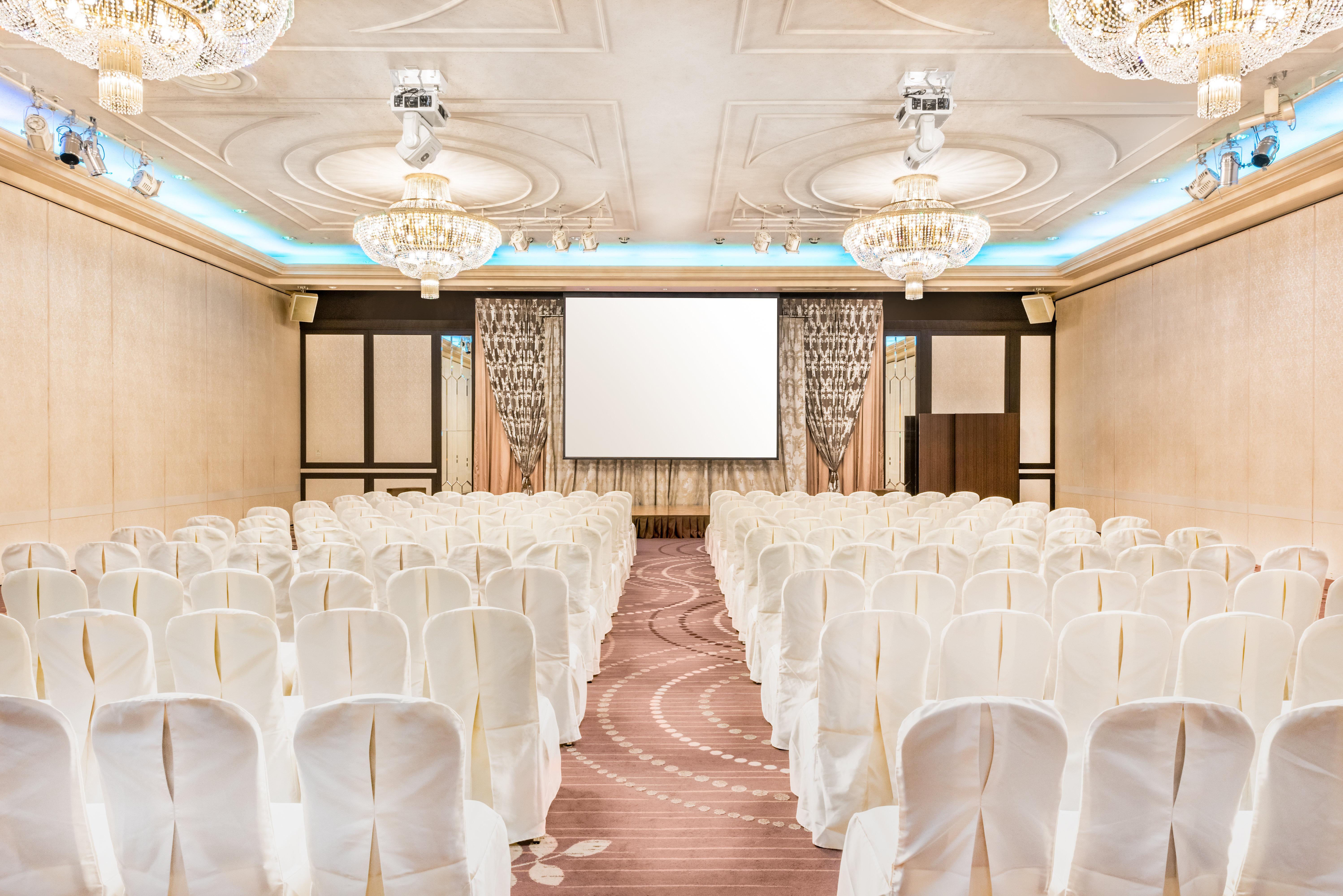 Отель Ana Crowne Plaza Kumamoto New Sky By Ihg Экстерьер фото
