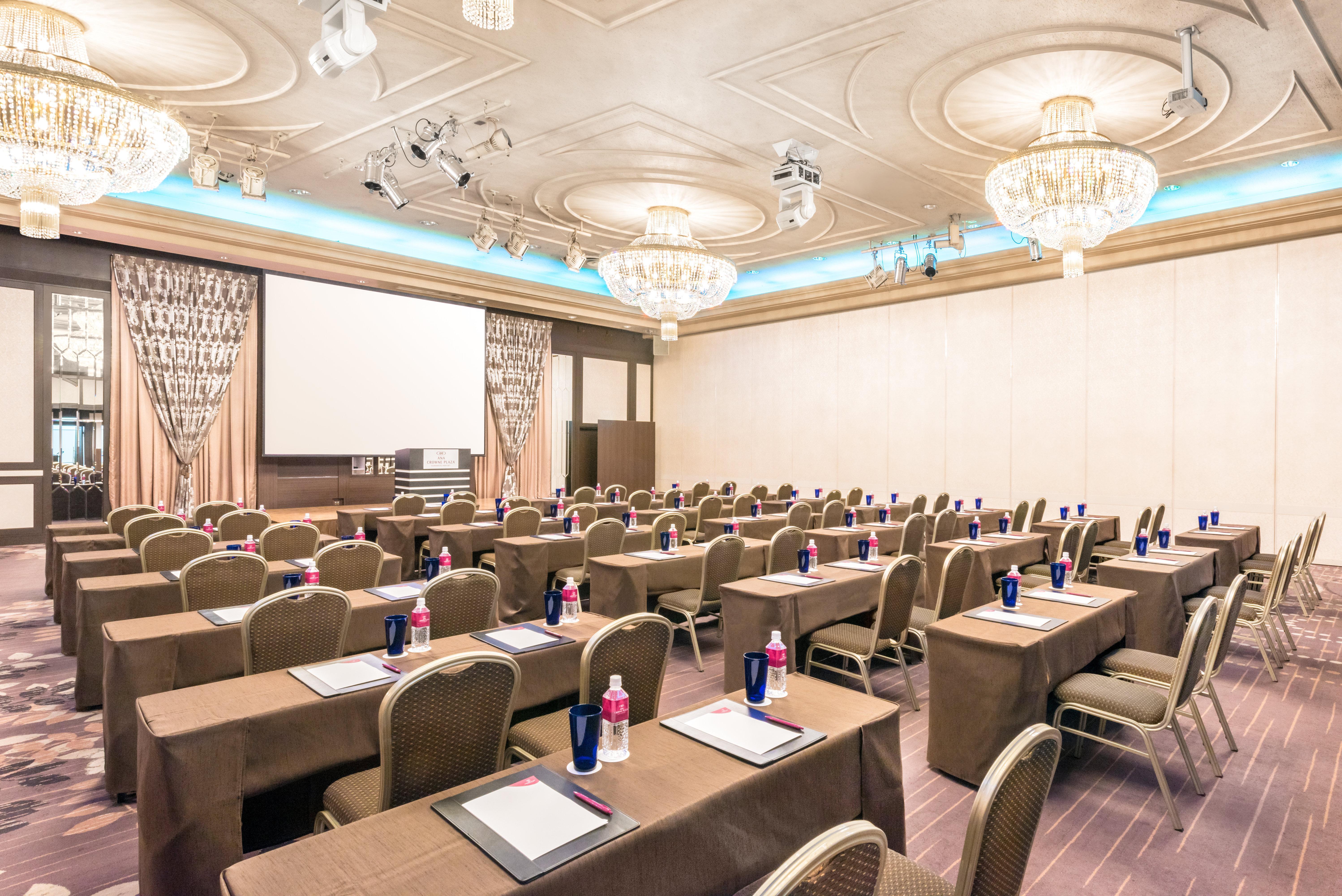 Отель Ana Crowne Plaza Kumamoto New Sky By Ihg Экстерьер фото