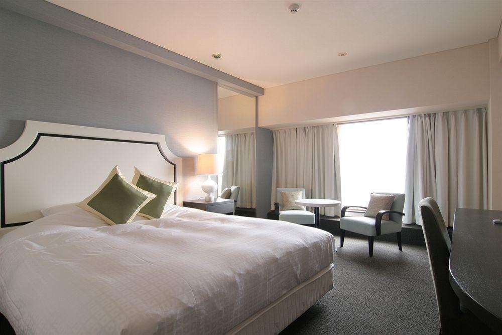 Отель Ana Crowne Plaza Kumamoto New Sky By Ihg Экстерьер фото